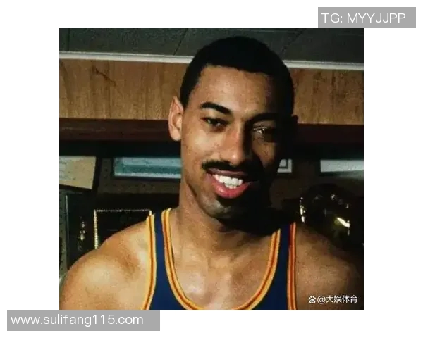 威尔特张伯伦传奇生涯的辉煌与沉寂交织的历史轨迹